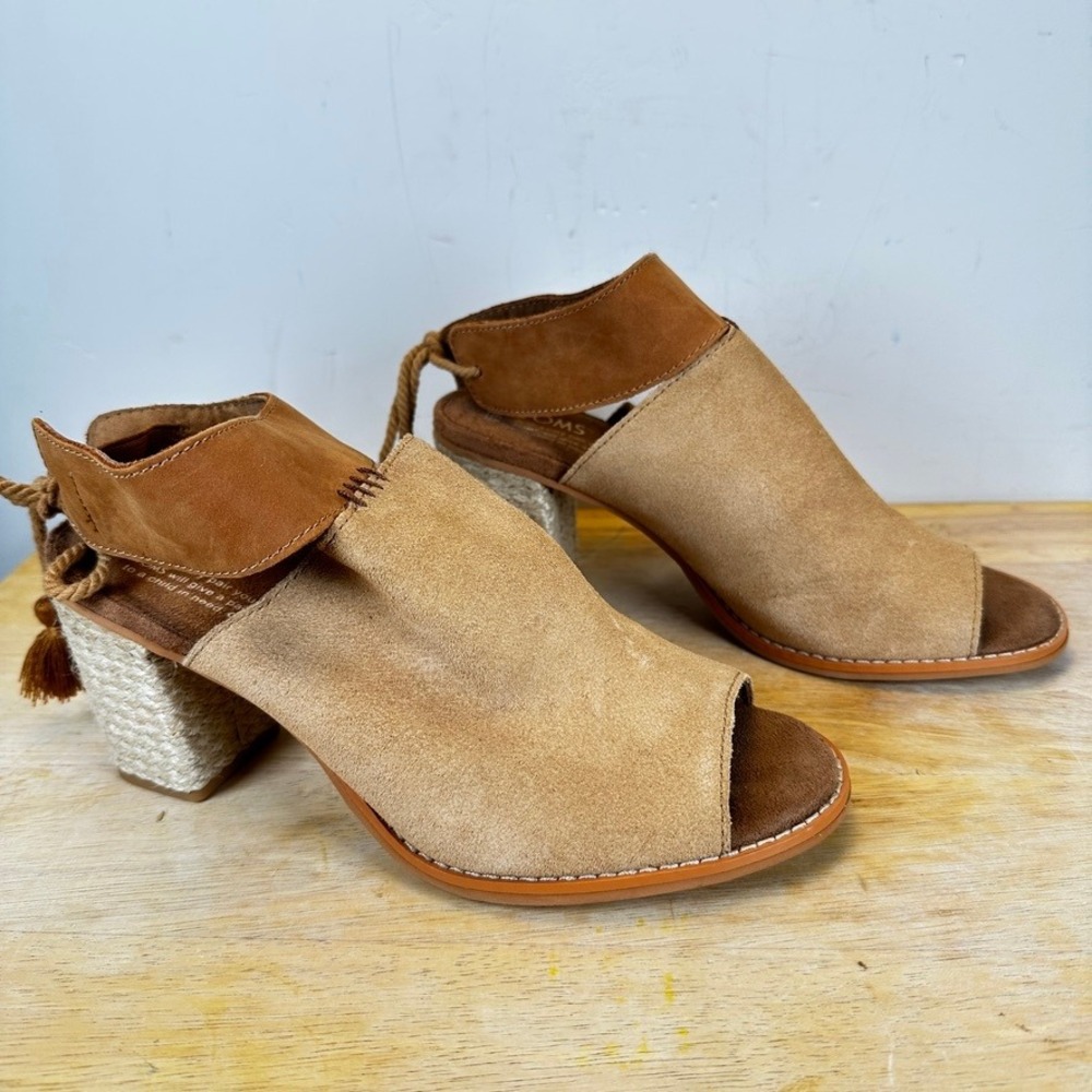 TOMS Seville Block Heel Sandals Womens 6.5 Tan Suede Peep Toe Bootie Espadrille